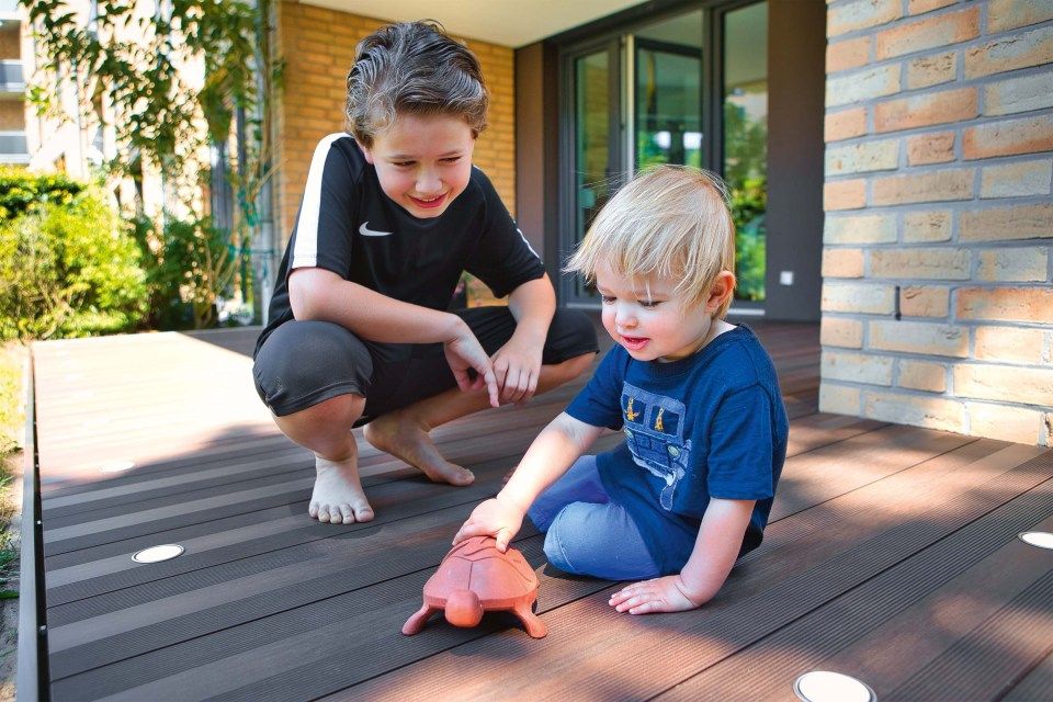megawood® Terrassendiele CLASSIC Varia megawood® Terrassendiele CLASSIC Varia