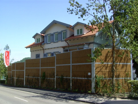 Ringhotels Hohenlohe in Schwäbisch Hall mit Lärmschutzwand Koko wall