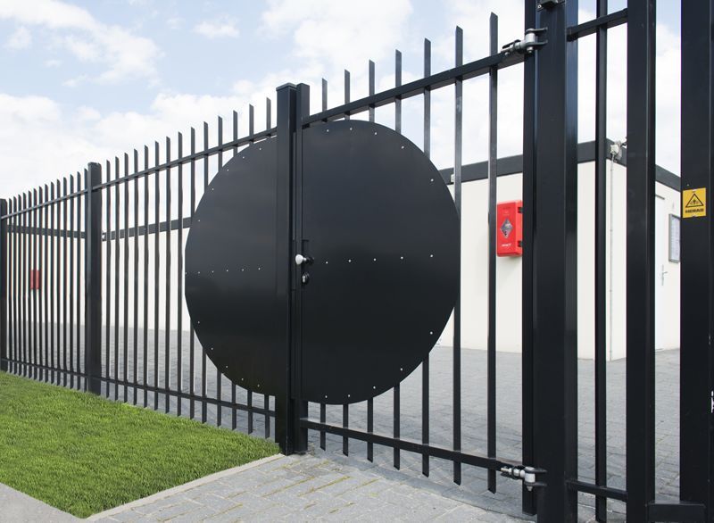 Heras Drehflügeltor/ Zugangskontrolle Euro 2 Heras Drehflügeltor/ Zugangskontrolle Euro 2