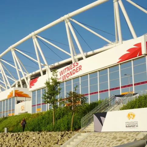 Maßgeschneiderte Eventlocations und mobile Raumlösungen