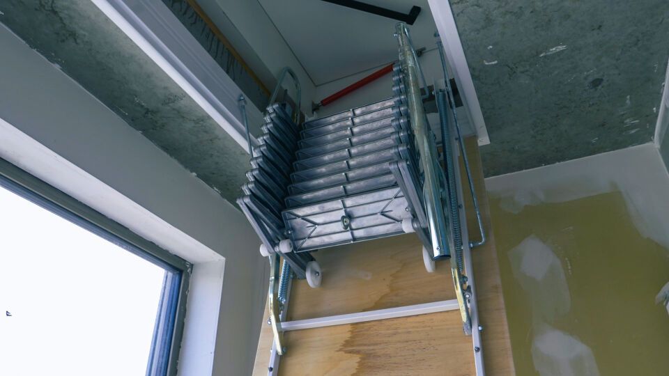 Staka Scherentreppe für Flachdachausstieg