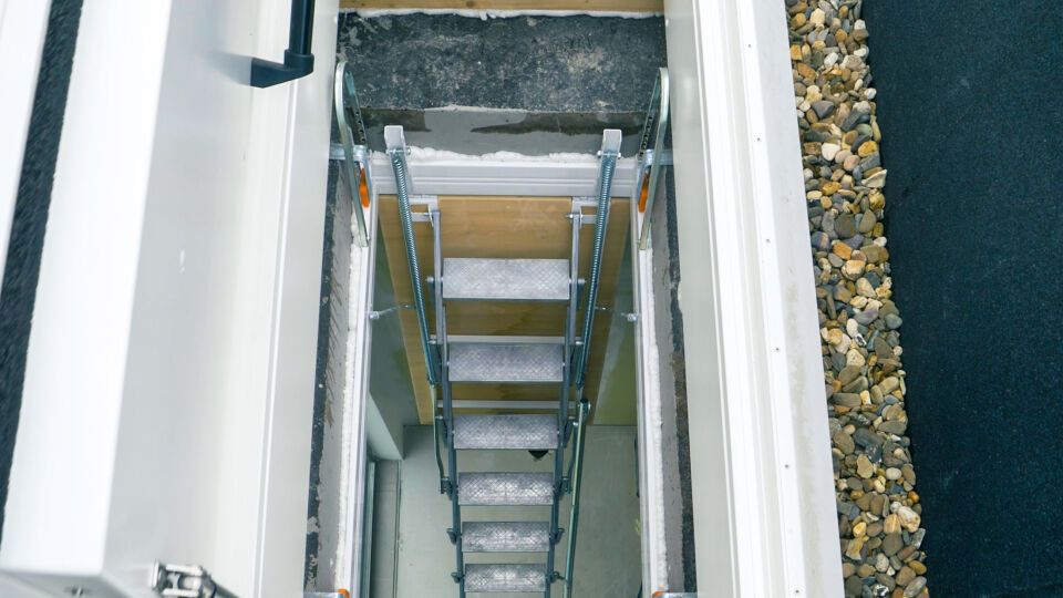 Staka Scherentreppe für Flachdachausstieg