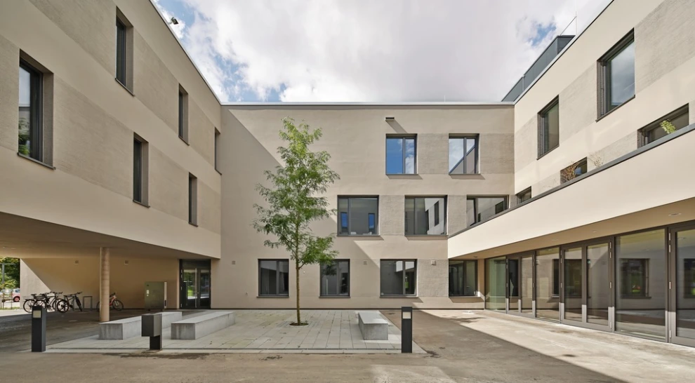 Kaufmännische Schule, Bad Urach, DE, Foto: Martin Duckek, Ulm, DE