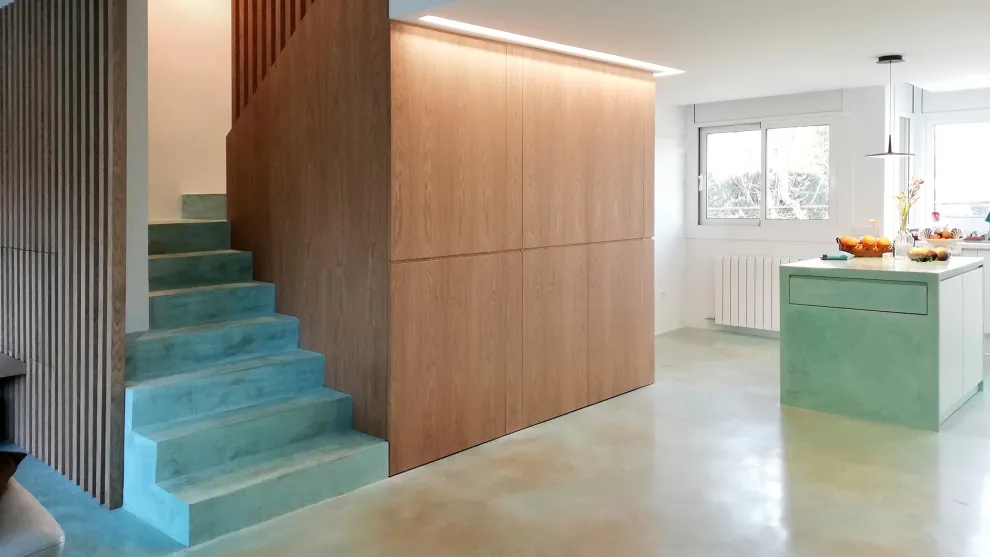 Auch Treppen lassen sich mit Acid-Stain-Dekorboden realisieren.