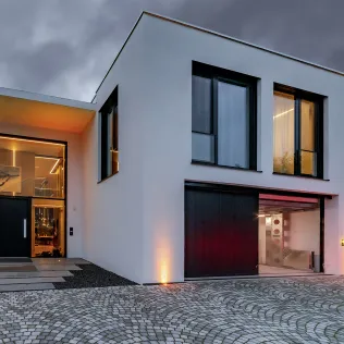 IdealPark Autoaufzug in einer Bauhaus-Villa