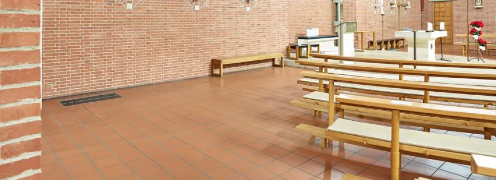 Ziegelbodenplatte 300 x 300 x 25 mm; ©Alexander Bernhard