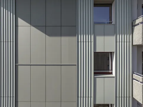 Hochhaus, Rapperswil-Jona. Sunskin Facade Flat. Architektur: BGS & Partner Architekten, Rapperswil-Jona. Fotografie: Stefan Kubli Fotograf, Winterthur