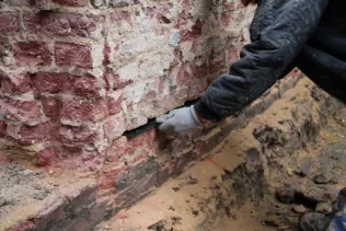 Sperrschicht-Überlappung der Plattengröße mindestens 10 cm