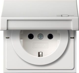 Gira Flächenschalter SCHUKO-Steckdose mit Klappdeckel