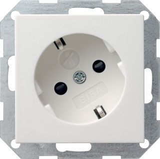 Gira System 55 SCHUKO-Steckdose mit um 30 gedrehtem Einsatz und Shutter