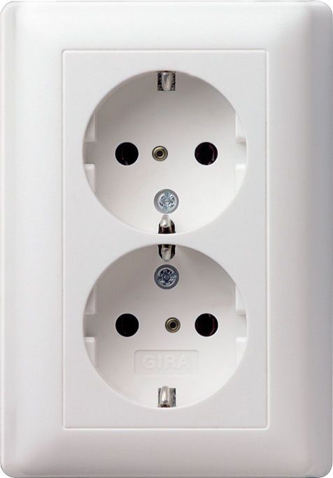Gira System 55 SCHUKO-Doppelsteckdose mit Shutter und Vollplatte