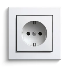 SCHUKO-Steckdose, Reinweiß seidenmatt (Abbildung mit Gira E2)