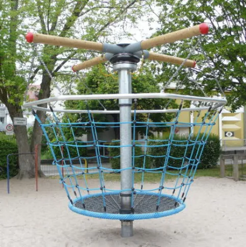 Raumkapsel — Spielend ins All entschweben: Wer möchte da nicht mit an Bord steigen?
