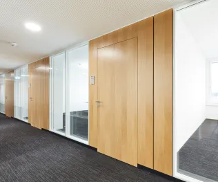 PANblind, keine Zarge sichtbar, flurseitig flächenbündig