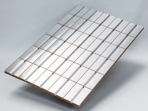 NORIT-TE Therm WF-E (Heiz-Element) aus Holzweichfaser mit Wärmeleitblech und gerade Rohrführung im 15 cm Raster
