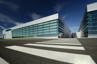 Sicht- und Blendschutzbehang, Produktionshalle Robatherm