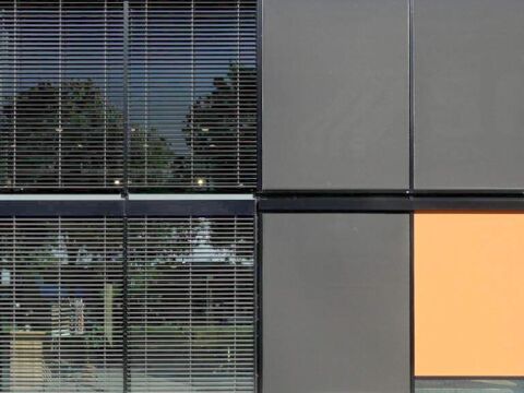 Einfach. Windstabil. Flächenbündig.