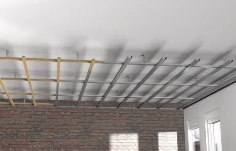 Unterdecken können mit Unterkonstruktionen aus Holz oder Metall ausgeführt werden, entweder aus Grund- und Tragprofilen oder mit Direktabhängern.