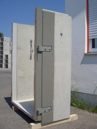 Betonlichtschächte Uniproof® mit stirnseitig aufgebrachtem Dichtband