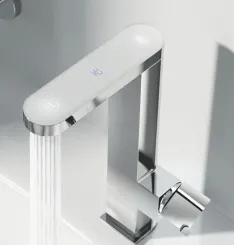 Einhand-Waschtischbatterie GROHE Plus mit digitalem Display