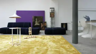 Pure Silk: Unikat mit natürlichen Unregelmäßigkeiten