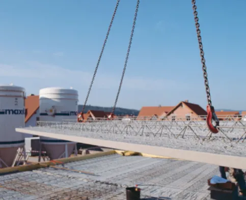 Elementdecke in der Montage