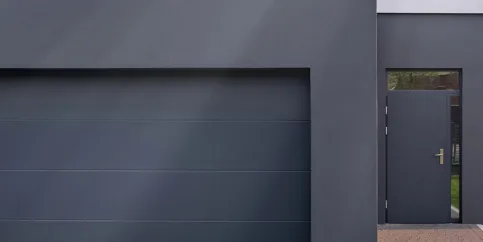 Sektionaltor mit Motiv Großlamelle