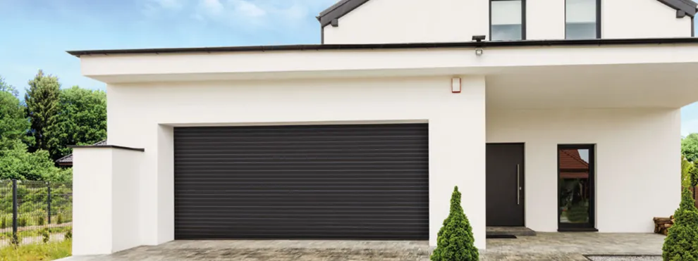 Doppelgarage mit Rolltor