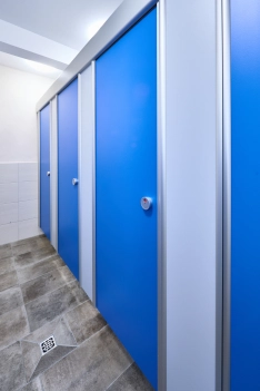 Freihängende WC-Trennwände Typ VKH13