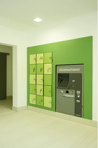 Wertfachanlage Typ GVKF13, flächenbündig in eine Mauernische integriert