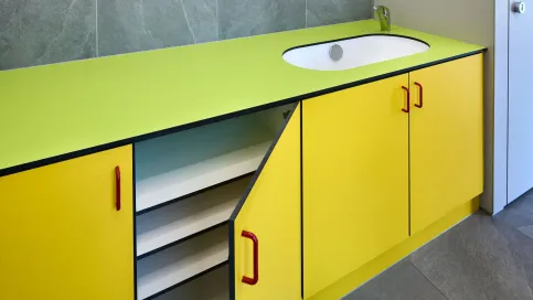 Wickeltische sind in individuellen Designs erhältlich.