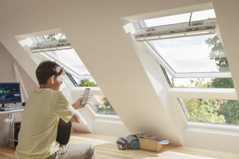 VELUX Solar-Schwingfenster