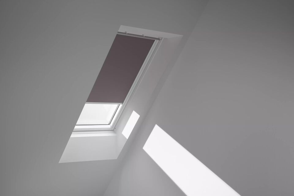 VELUX Verd.-Rollo man. DKL M31 4577SWL Taupe, weiße Schiene, Premium