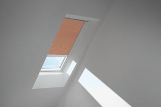 VELUX Wabenplissee solar FSC FK06 1049S Apricot,Schiene alu, Premium