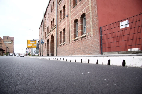 Landstraße L 22 Rostock – ACO DRAIN® KerbDrain City