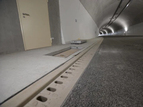 Tunnel Rothenstein - ACO DRAIN® Monoblock T 275 V