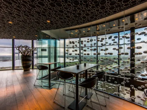 Dreidimensional in vielfältigen Varianten: Zylinderraster (Referenz Fletcher Hotel A2, Amsterdam)