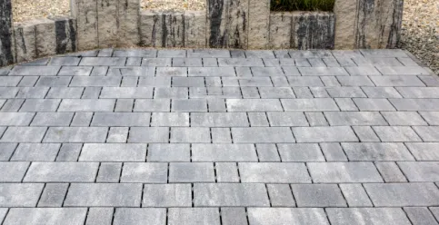 Betonsteinpflaster CARRE-Drain-Kombi grau-schwarz-meliert