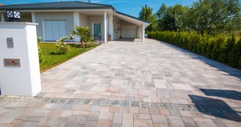Betonsteinpflaster VIA CASA groß kantig marmoriert