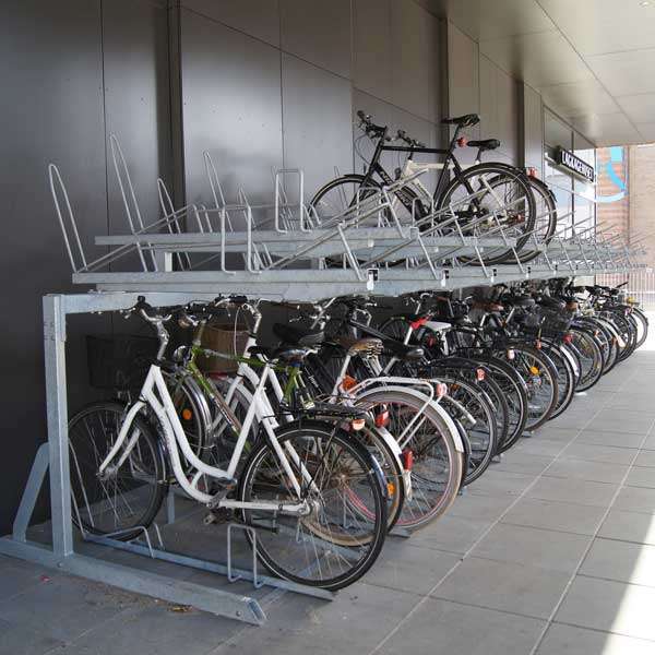 Einseitiger Fahrradparker FalcoLevel Eco für 12 Plätze, 6 Stellplätze oben und 6 Stellplätze unten, Vorderradabstand Mitte zu Mitte 50cm