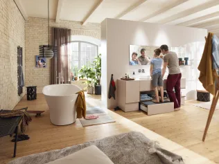 SPACE STEP im Badezimmer