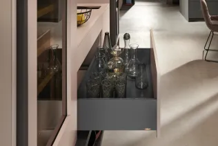 LEGRABOX pure in der Bar