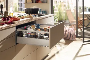 MERIVOBOX modular mit Reling