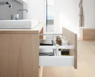 TANDEMBOX antaro im Badezimmer