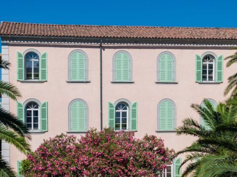 Denkmalgerechte Aluminiumläden für das Seniorenheim Saint-Maur in Toulon