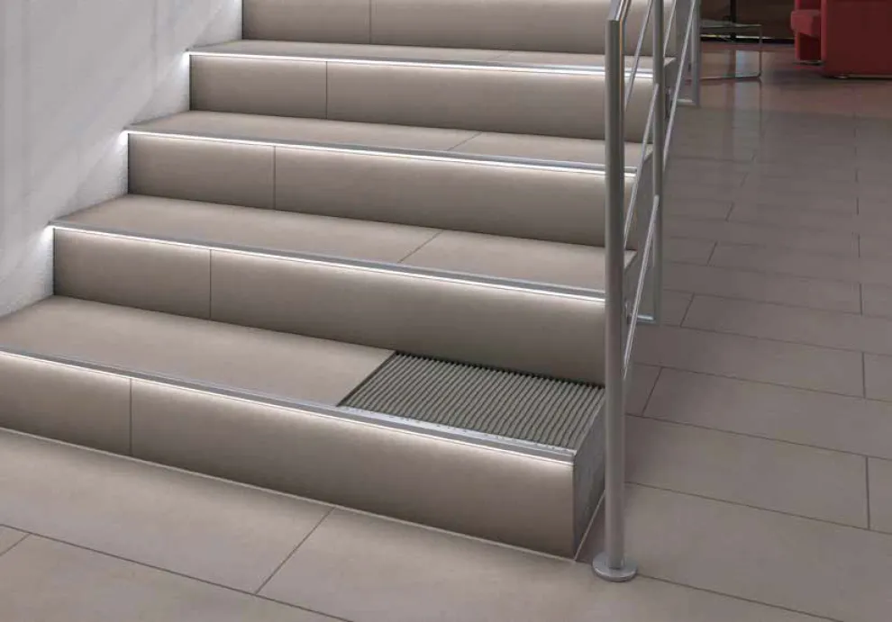 Anwendungsbeispiel alferlight LED-Stufenprofil