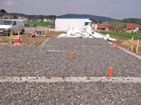 Anwendungsbeispiel Bodenaufbau mit Streifenfundament