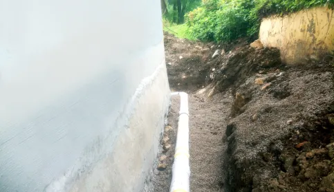 Anwendungsbeispiel Sanierung Vertikale Mauer- und Drainageschüttung