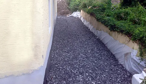 Anwendungsbeispiel Sanierung Vertikale Mauer- und Drainageschüttung