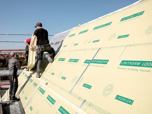 Verlegung der LINITHERM LOOP PAL N+F Dämmplatten